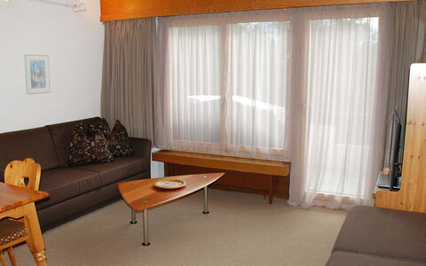 Valetta Sura: Room, Furniture, Interior Design, Property, Curtain, Window Treatment, Building, Ceiling, Floor, House