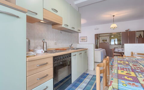 Licia: Cabinetry, Furniture, Property, Countertop, Drawer, Chest Of Drawers, Wood, Interior Design, Building, Floor