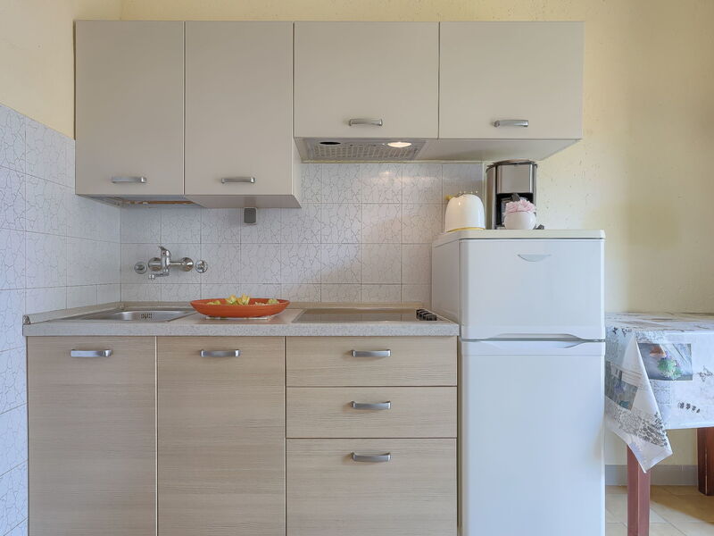 Accommodation:&nbsp;Bruna 100.6