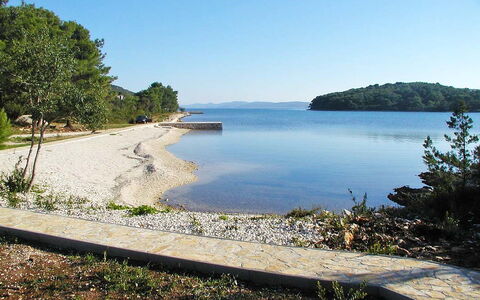 Maya: Body Of Water, Water Resources, Coast, Shore, Water, Sea, Bay, Coastal And Oceanic Landforms, Beach, Inlet