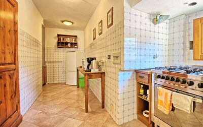Accommodation:&nbsp;Rondini