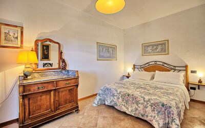 Accommodation:&nbsp;Rondini