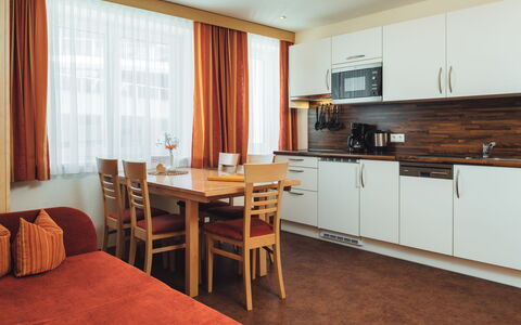 Accommodation:&nbsp;Ladis 600.2