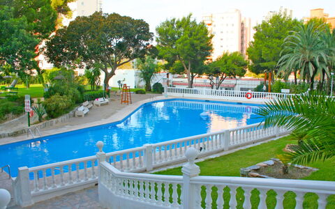 Park Playa Levante: Water, Plant, Property, Daytime, Building, Swimming Pool, Tree, Azure, Sky, Outdoor Furniture