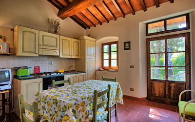 Accommodation:&nbsp;Chiantigiana 2