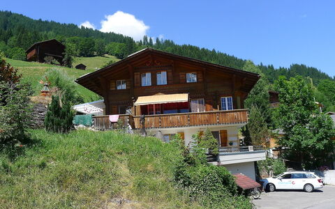 Chalet Seeberg: Sky, Plant, Building, Car, Property, Wheel, Cloud, House, Vehicle