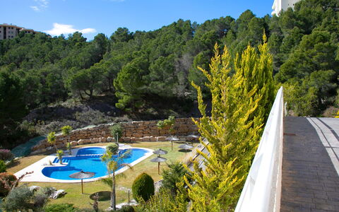 Altea 200: Cloud, Sky, Plant, Water, Azure, Natural Landscape, Swimming Pool, Tree, Leisure, Landscape