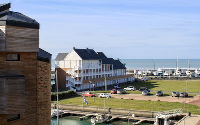 Accommodation:&nbsp;Les Marinas 120.9