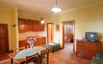 Accommodation:&nbsp;Poggio Alla Baghera 165.1