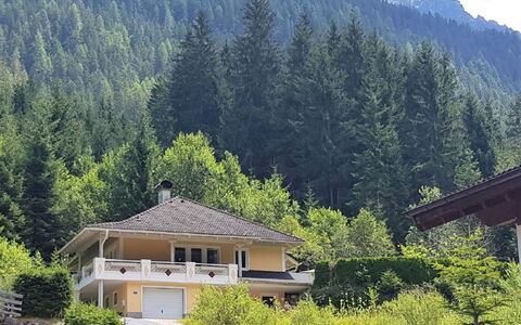 Steindlwald: Plant, Sky, Property, Mountain, Cloud, Nature, Building, Leaf, Tree, Slope