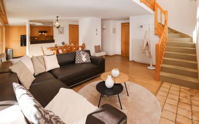 Accommodation:&nbsp;Colline 8 195.1