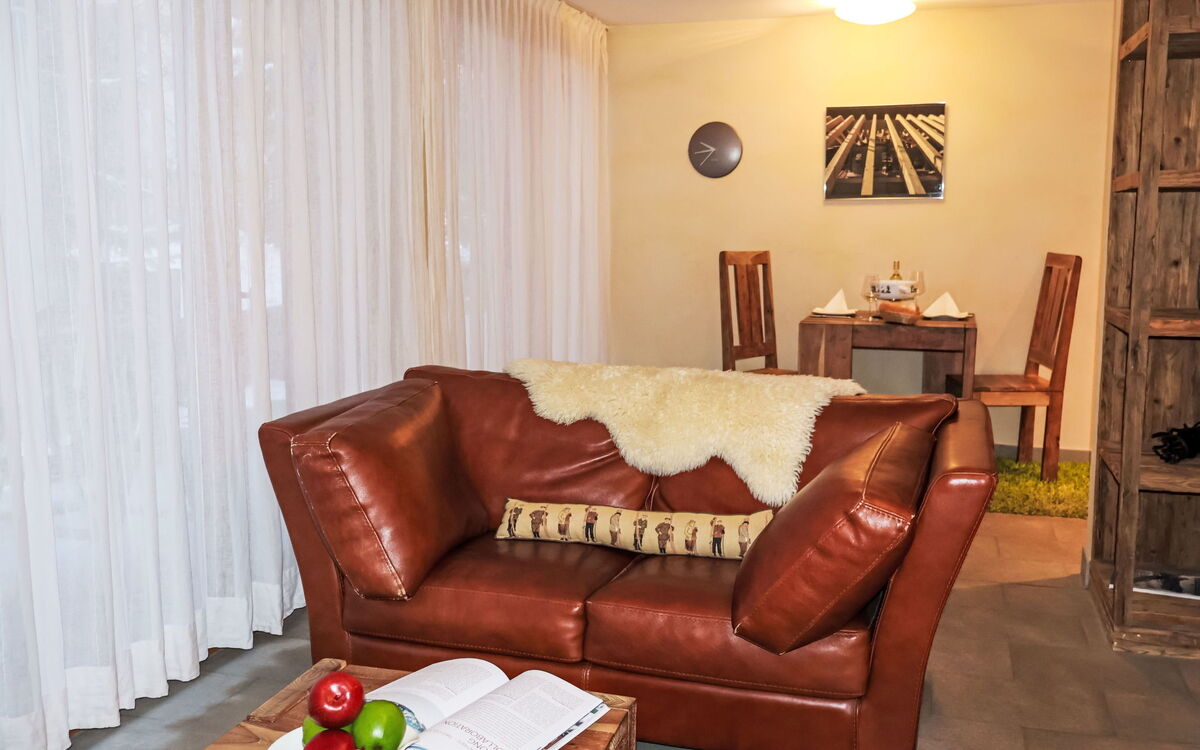 Accommodation:&nbsp;Rütschi 220.3
