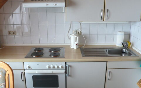 Schonach 125: Kitchen, Room, Property, Cabinetry, Countertop, Major Appliance, Kitchen Stove, Furniture, Gas Stove, Home Appliance