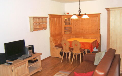 Accommodation:&nbsp;Bibelöd 100.2