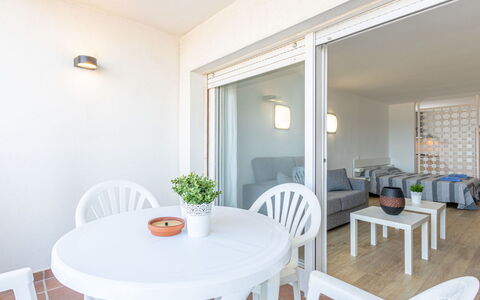 Empuriabrava 215: Room, Property, Furniture, Building, Dining Room, Interior Design, Table, House, Real Estate, Floor