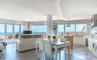 Accommodation:&nbsp;Bahia 215.10