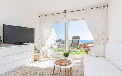 Accommodation:&nbsp;Bahia 215.13