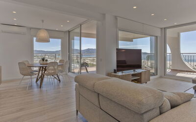 Accommodation:&nbsp;Bahia 215.9