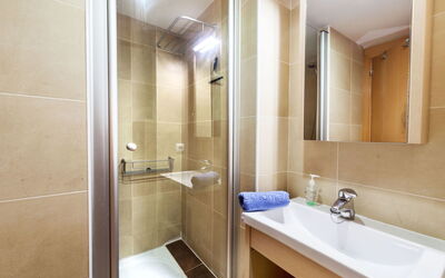 Accommodation:&nbsp;Marcela 330.2