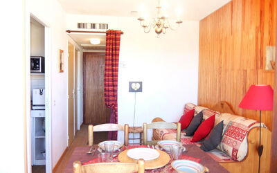 Accommodation:&nbsp;Bellard 260.2
