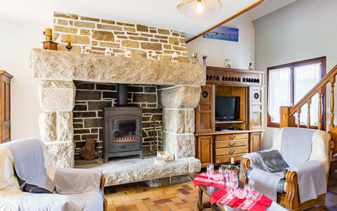 Villa Rocuet: Property, Furniture, Wood, Couch, Interior Design, Living Room, Lighting, Floor, Flooring, Hearth