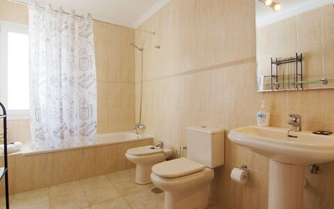 Pelzer: Plumbing Fixture, Mirror, Property, White, Sink, Purple, Bathroom, Toilet Seat, Bathroom Sink, Building