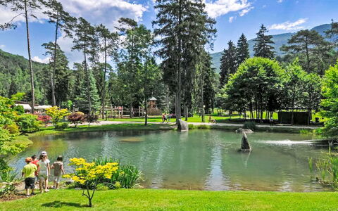 Maso Dolcevista: Tree, Nature, Garden, Landscape, Pond, Tourist Attraction, Lake, Park, Reflection, Hill Station