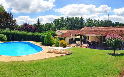 La Grangette: Cloud, Water, Plant, Sky, Building, Swimming Pool, Tree, Land Lot, Shade, Outdoor Furniture
