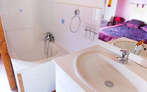 La Grangette: Bathroom, Property, Room, Bathtub, Purple, Tap, Interior Design, Sink, Plumbing Fixture, Pink