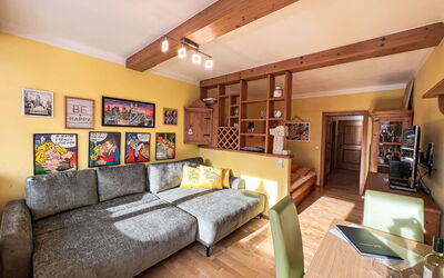 Accommodation:&nbsp;Sunshine Top 12 208.6