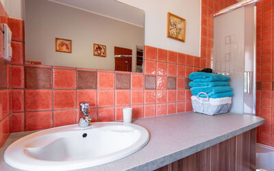 Accommodation:&nbsp;Dom Niebieski 100.2