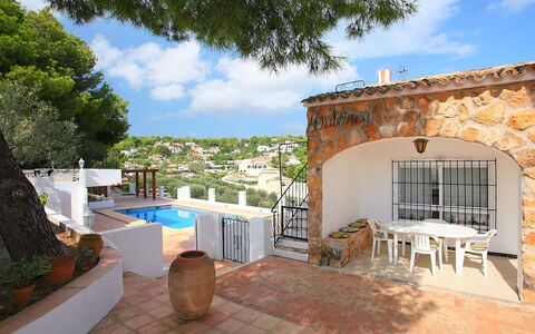 Dulcinea: Property, Building, House, Real Estate, Home, Room, Estate, Vacation, Sky, Villa