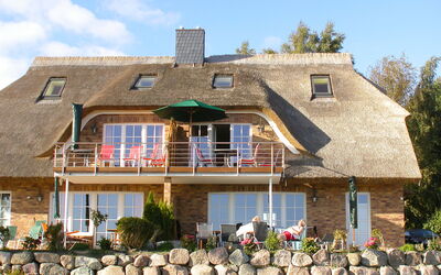 Groß Zicker 150: Plant, Sky, Building, Window, Property, Cloud, House, Land Lot, Cottage, Tree