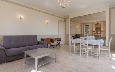 Accommodation:&nbsp;Marie Antoinette 219.1