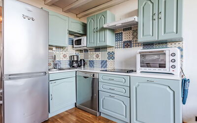 Accommodation:&nbsp;Marie Antoinette 219.2