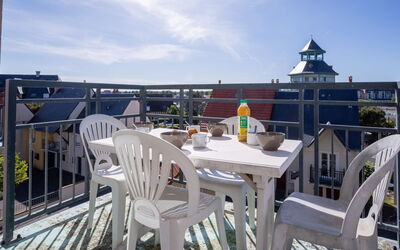 Accommodation:&nbsp;Port Guillaume 560.6