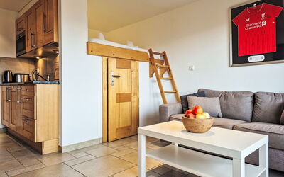 Accommodation:&nbsp;Domaine des Reines D10 662.15