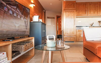 Accommodation:&nbsp;Domaine des Reines B3 662.14