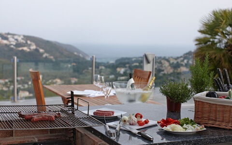 Finca Edel: Property, Table, Vacation, Real Estate, Roof, Furniture, House, Brunch, Breakfast, Lunch