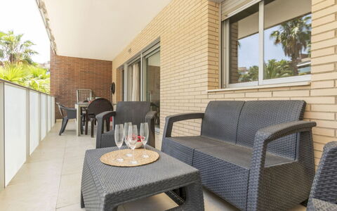 Accommodation:&nbsp;Aquaria 5 441.5