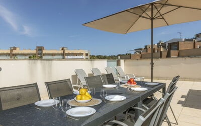 Accommodation:&nbsp;Aquaria 441.6