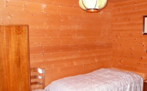 Verena: Room, Orange, Furniture, Property, Wall, Bedroom, Bed, Bed Sheet, Interior Design, Hardwood