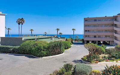 Accommodation:&nbsp;Les Horizons 210.9