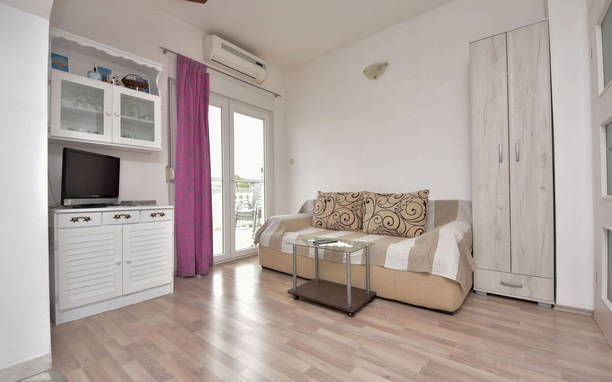 Accommodation:&nbsp;Perica 123.2