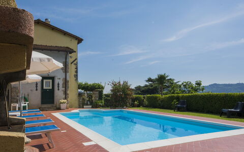 Casa di Nena: Swimming Pool, Property, House, Real Estate, Building, Residential Area, Villa, Home, Estate, Vacation