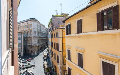Navona: Neighbourhood, Town, Street, Building, Yellow, Architecture, Human Settlement, City, Road, Window