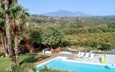 Lydia - Giarre, Sicily, Italy