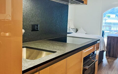 Accommodation:&nbsp;B05 200.7