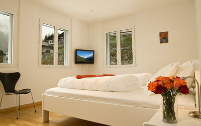 Accommodation:&nbsp;B41 200.5