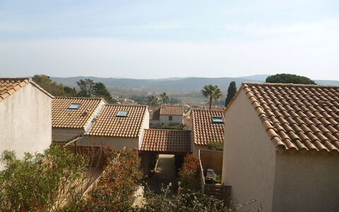 Domaine des Vignes: Roof, Property, Residential Area, House, Architecture, Rural Area, Building, Sky, Real Estate, Village